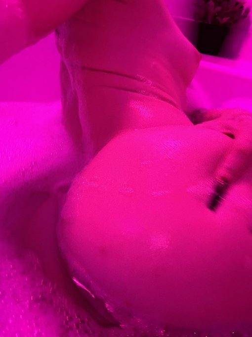 TEXT ME  +1 276 594 9396 FOR CHEAP~RATE 🍷💓HOT SEXY GIRL READY FOR YOU NOW🍷INCALL OR OUTCALL💞COME TO MY HOTEL ROOM OR I COME