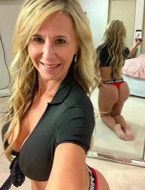 🔵🔵⎞💙⎛ Unsatisfied Divorced Mom 👉 looking for B-j Fun*Totally Free⎞💙⎛🔵🔵