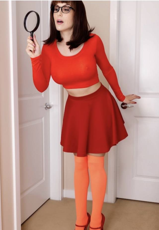 I’M SEXY SINGLE LADY WITH 2 KIDS LOOKING FOR FRIEND WITH BENEFITS AND FUCK AS LONG AS LONG YOU KNOW HOW TO USE YOUR DIVK AND