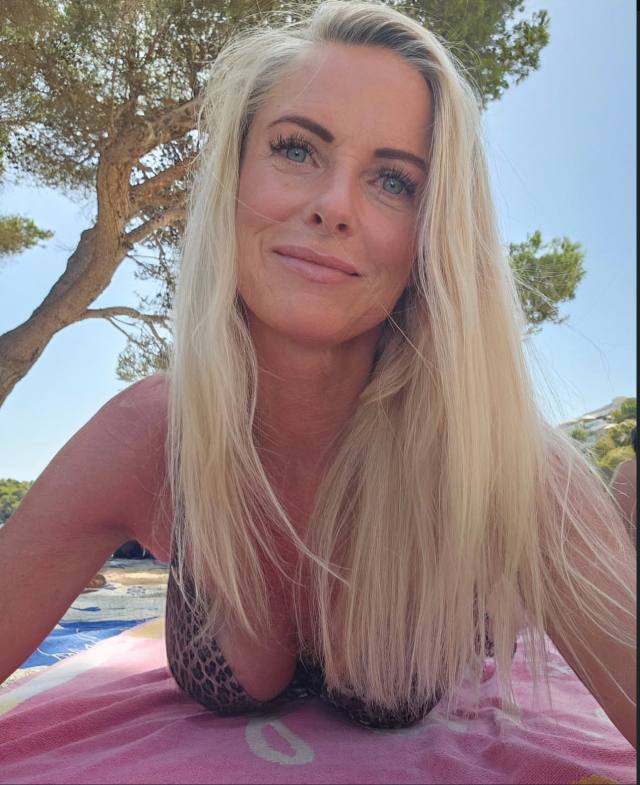 𝐢𝐬 𝐚 𝐫𝐞𝐠𝐢𝐬𝐭𝐞𝐫𝐞𝐝 𝐚𝐝 𝐚𝐧𝐝 𝐯𝐞𝐫𝐢𝐟𝐢𝐞𝐝 ✔️™️®️ THIS PROFILE HAS BEEN VERIFIED, TRUSTED AND ALL PAYMENT METHOD SHE AGREES ON IS GUARA