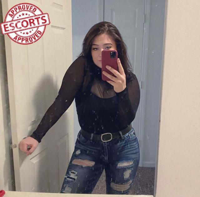 NEW IN AREA — PAY IN PERSON TO AN INDEPENDENT ESCORT