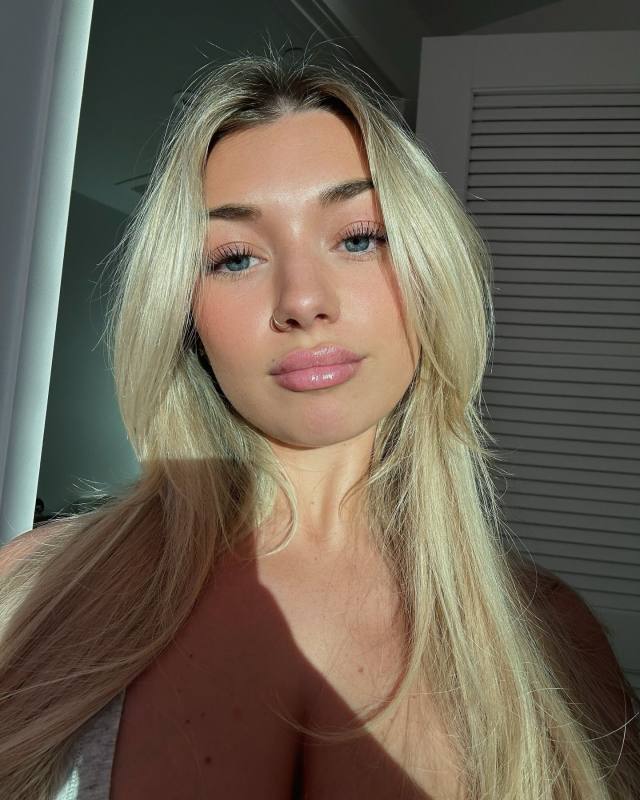 Seeking Genuine Connections with Classic Men Who Value Authenticity
