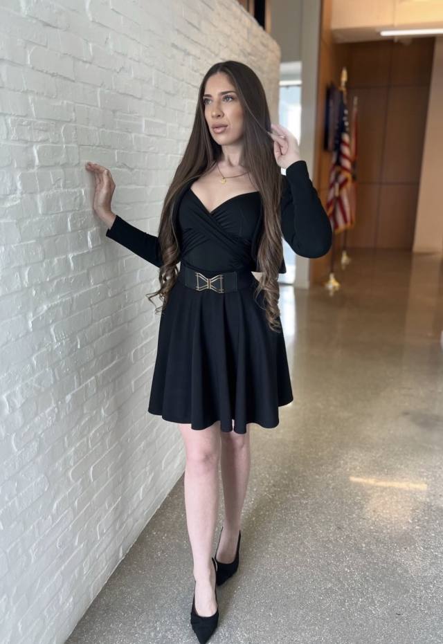 I’m looking for a loyal, respectful, and attentive (sugar baby) male.