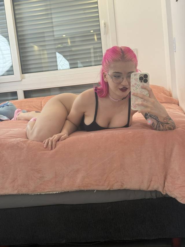 I accept payment in person text message: (309)613-5354 let meet up and I sell content 💦 dm for any kind of party favors ‬ 🫦🍑