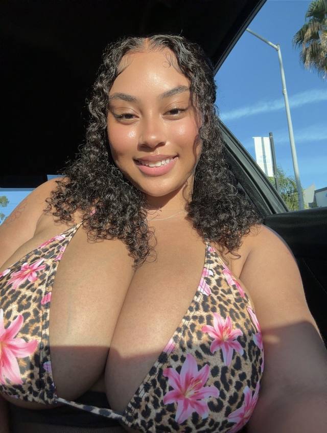 🤤COME FUCK ME DADDY 💦LET ME SQUIRT ON IT 💦👅❄️💦 GAME AND FUN PARTY WITH FLAVORS😉🐱💦💦👅 ANAL/ORAL🫦🧴CAR SEX  🍑 QUICKIE💦👅NURU/2SUM