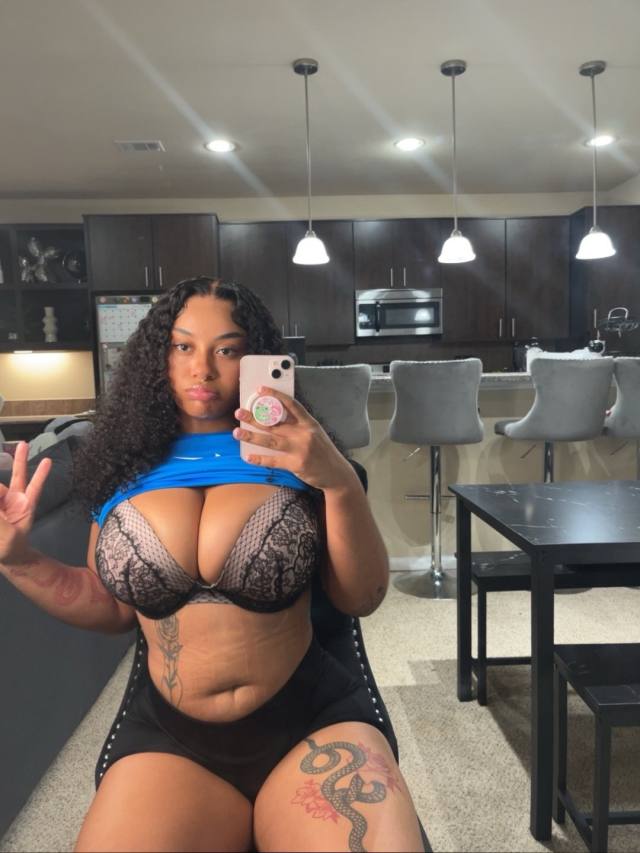 🤤COME FUCK ME DADDY 💦LET ME SQUIRT ON IT 💦👅❄️💦 GAME AND FUN PARTY WITH FLAVORS😉🐱💦💦👅 ANAL/ORAL🫦🧴CAR SEX  🍑 QUICKIE💦👅NURU/2SUM
