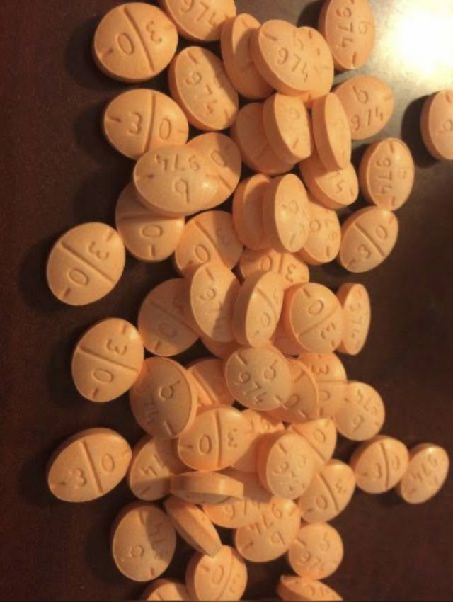 DOWN FOR FUN AND SELL DRUG 👅 !!! 💦💦💦💦🍆🍆🍆🍆 INDEPENDENT