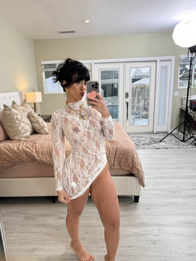 Hello i’m in town looking to have an amazing experience 💦❤️ this is Marissa