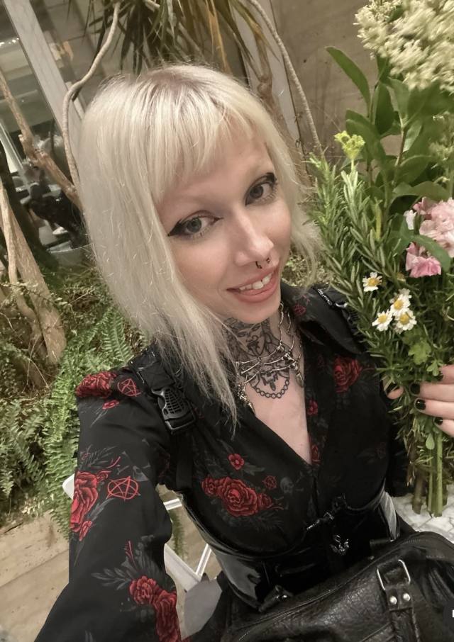 - [ ] Do you need my services? Stella Transgender is available for you Text me := 9298027534