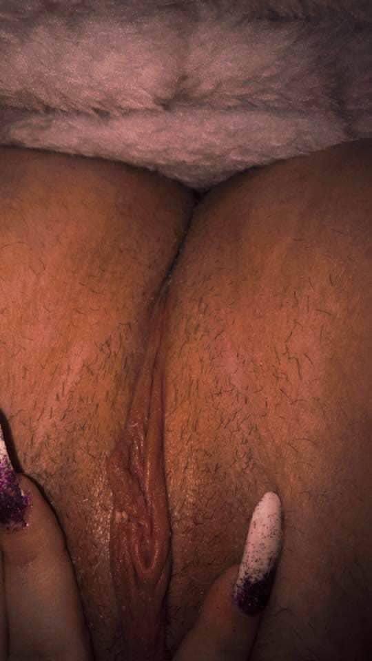 I’m available FaceTime fun and I do sell my nasty hot pic and sexy videos I’m also a Professional Massage Therapist That give