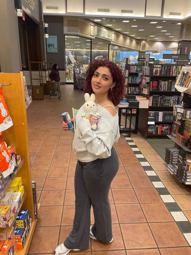I’m divorced looking for friends with benefits.