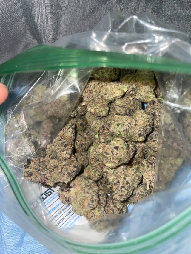 DOWN FOR FUN AND SELL DRUG 👅 !!! 💦💦💦💦🍆🍆🍆🍆 INDEPENDENT