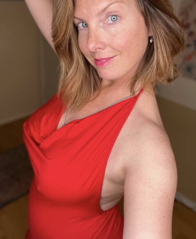 OFFER BOTH 🍌INCALL&OUTCALL🍆 🥕ANAL SEX🌶 🍆DOGGY STYLE🌽 💦SUCKING&EATING💧 🍌GANGBANG🍓 👬COUPLES DATE👩‍❤️‍💋‍👩 🍏CARDATE🚘 🍇MASSAGE🥬 🥔