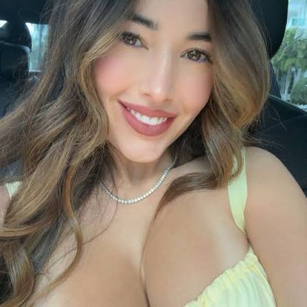 HOOK UP AND MASSAGE 💕👅🍑🍆Text me on : 317-552-1224