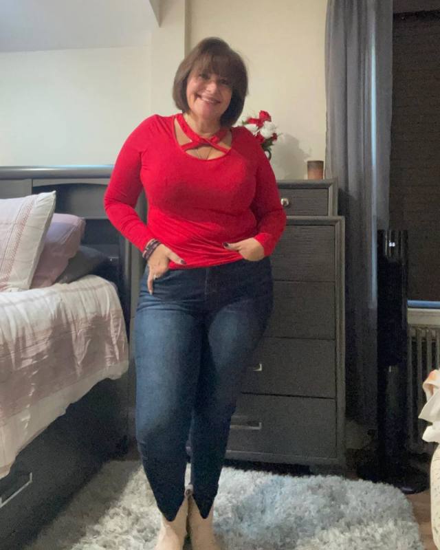 Looking for a genuine, loyal and honest sugar baby to spoil financially