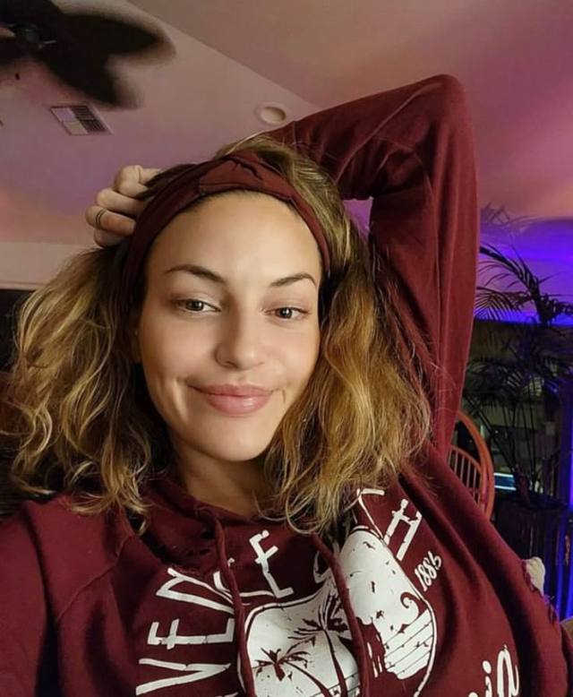 I am lonely and horny