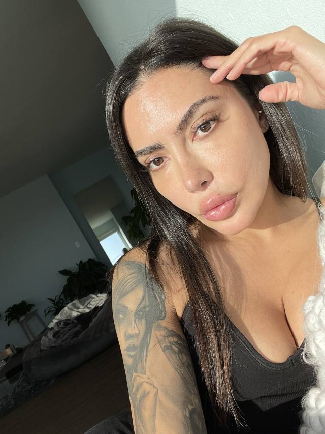 I’M AVAILABLE FOR HOOKUP SEX (PAY IN PERSON)👌 ADD MY TELEGRAM @sandra286_28 OR SIGNAL @sandra286.28 OR IMESSAGE @bdsmmissy99@