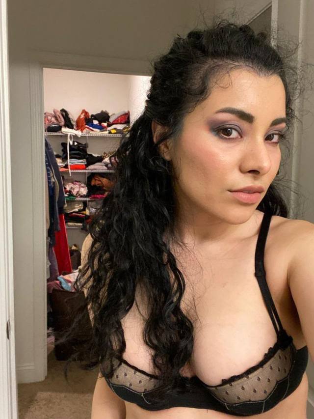 Single And Ready To Hangout